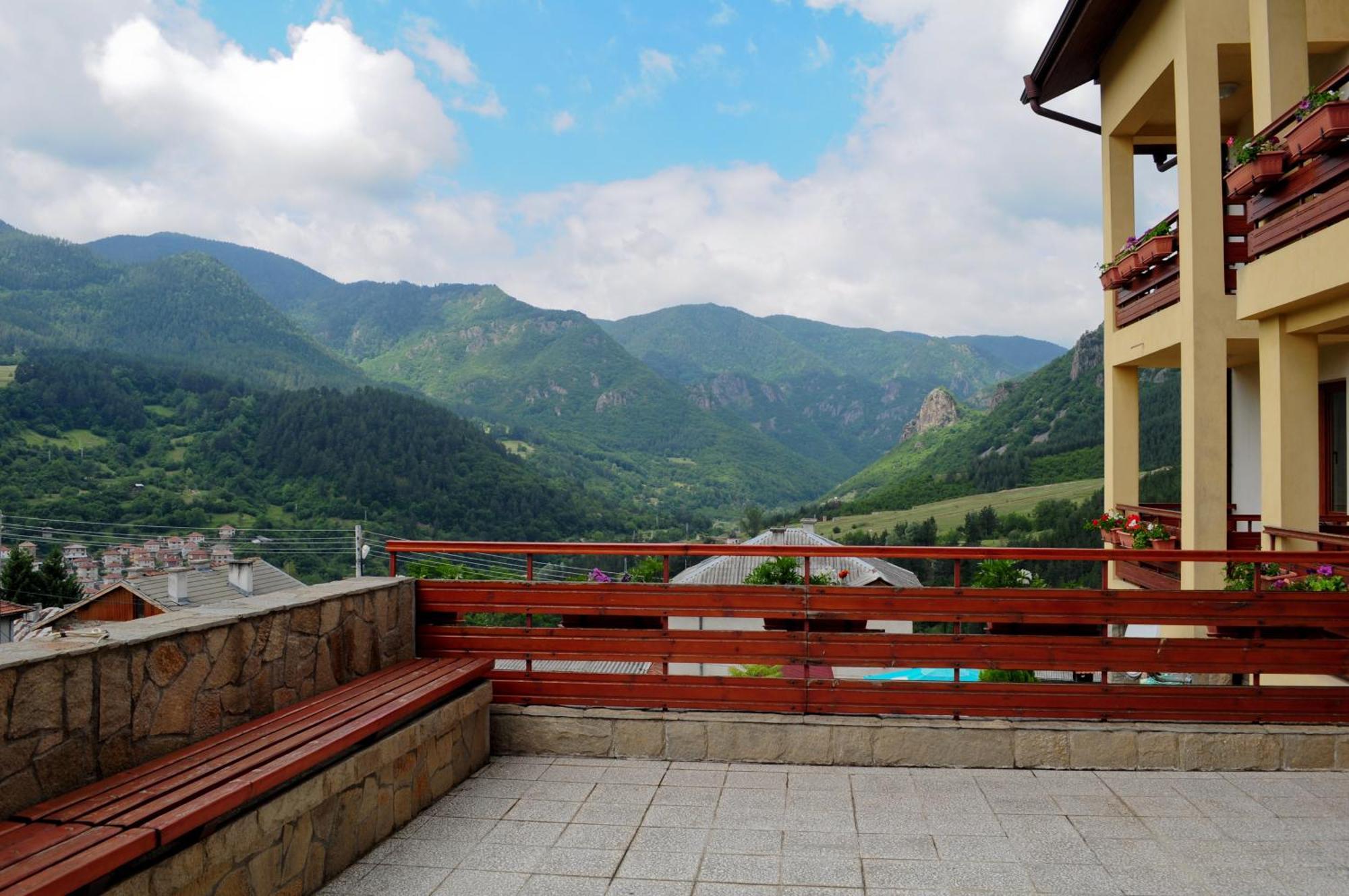 Kris Guest House Devin Phòng bức ảnh