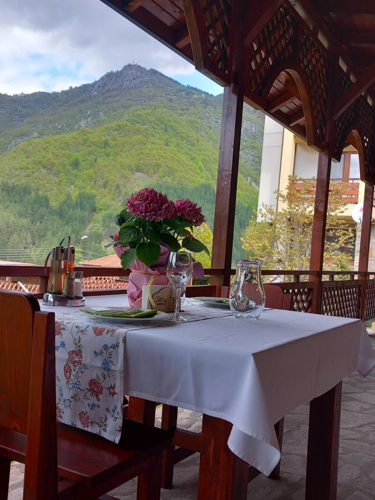 Kris Guest House Devin Ngoại thất bức ảnh